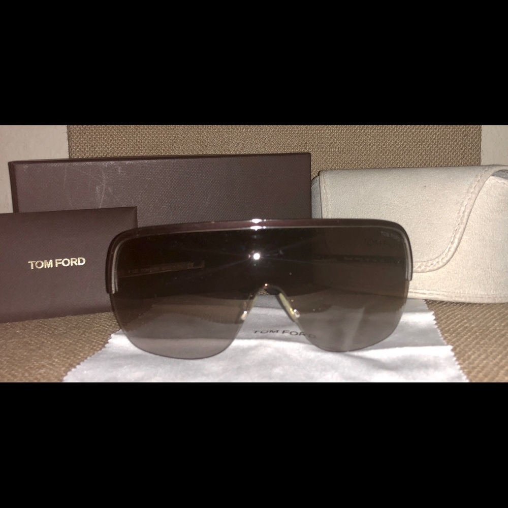 Tom Ford sunglasses-shield style